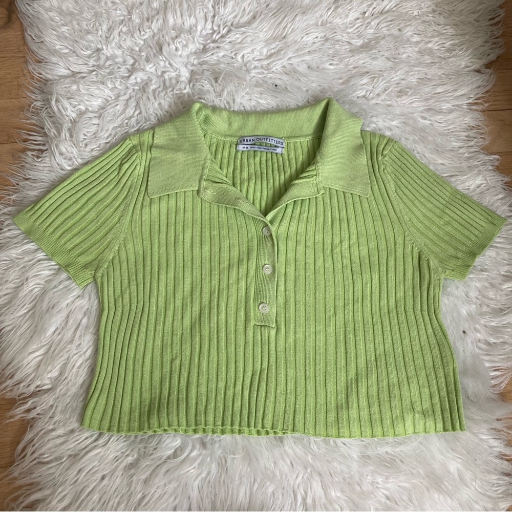 Green UO crop top